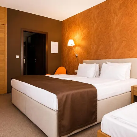 Hotel Restaurant Darwin 4*